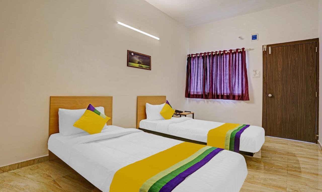 Itsy Hotels Flowers Park นาสิก ภายนอก รูปภาพ