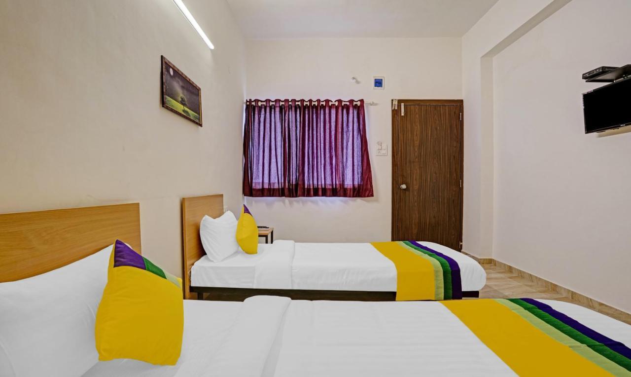 Itsy Hotels Flowers Park นาสิก ภายนอก รูปภาพ